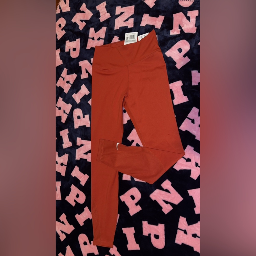 Burnt orange leggings